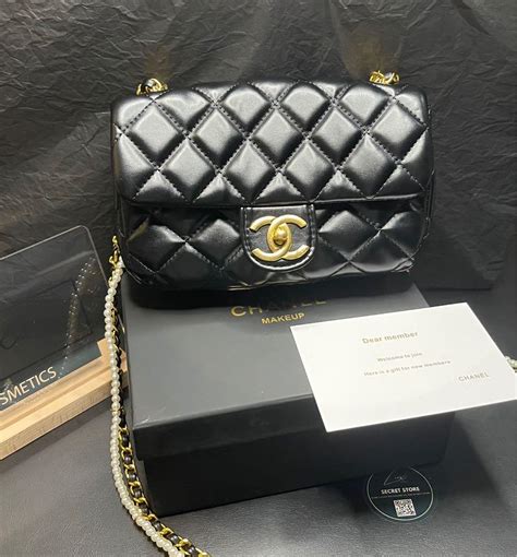 chanel free gift with purchase 2020|chanel makeup bag free gift.